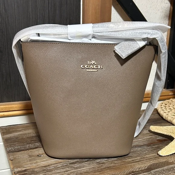 Coach Logan Duffle Bag brown New - Picture 2 of 11